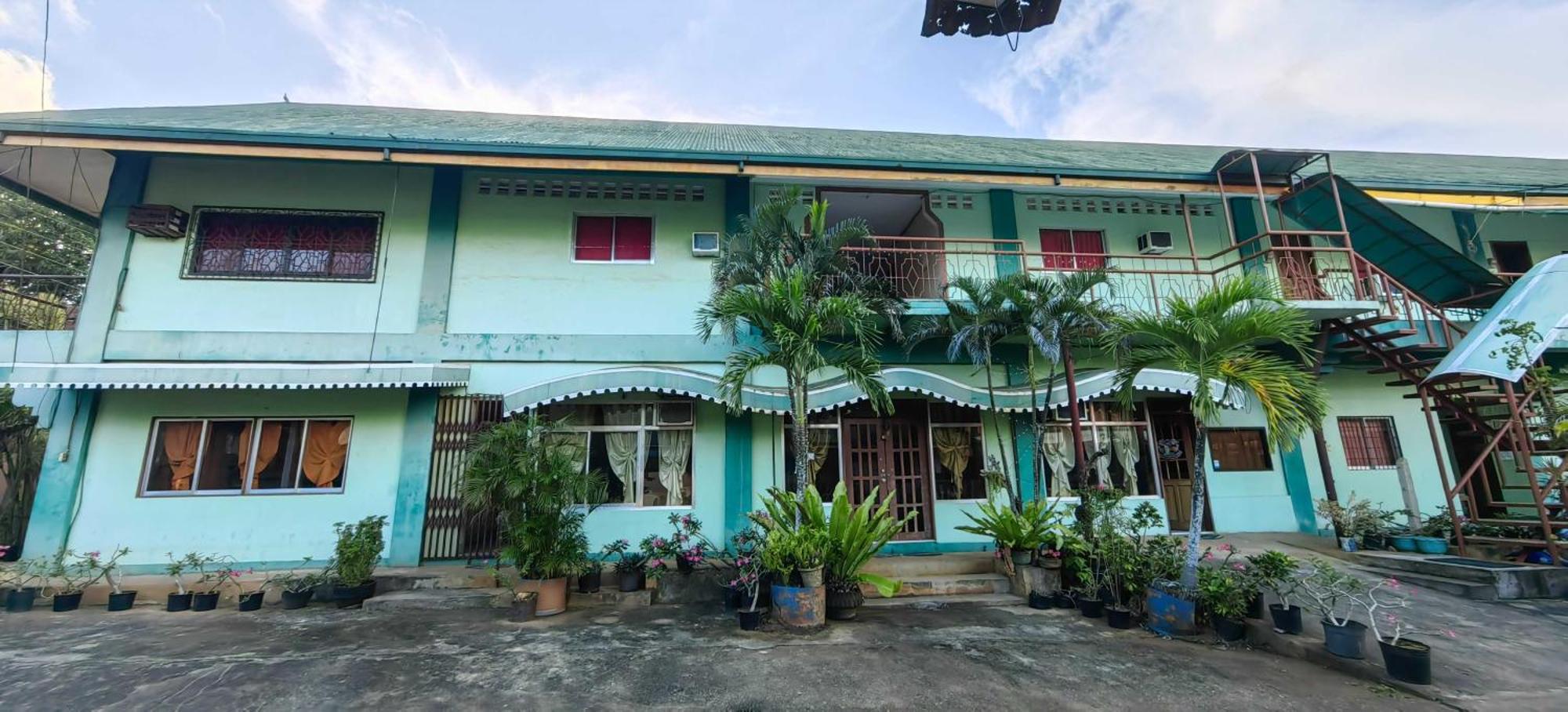 Oyo 1038 William Hearts Pension Puerto Princesa Luaran gambar